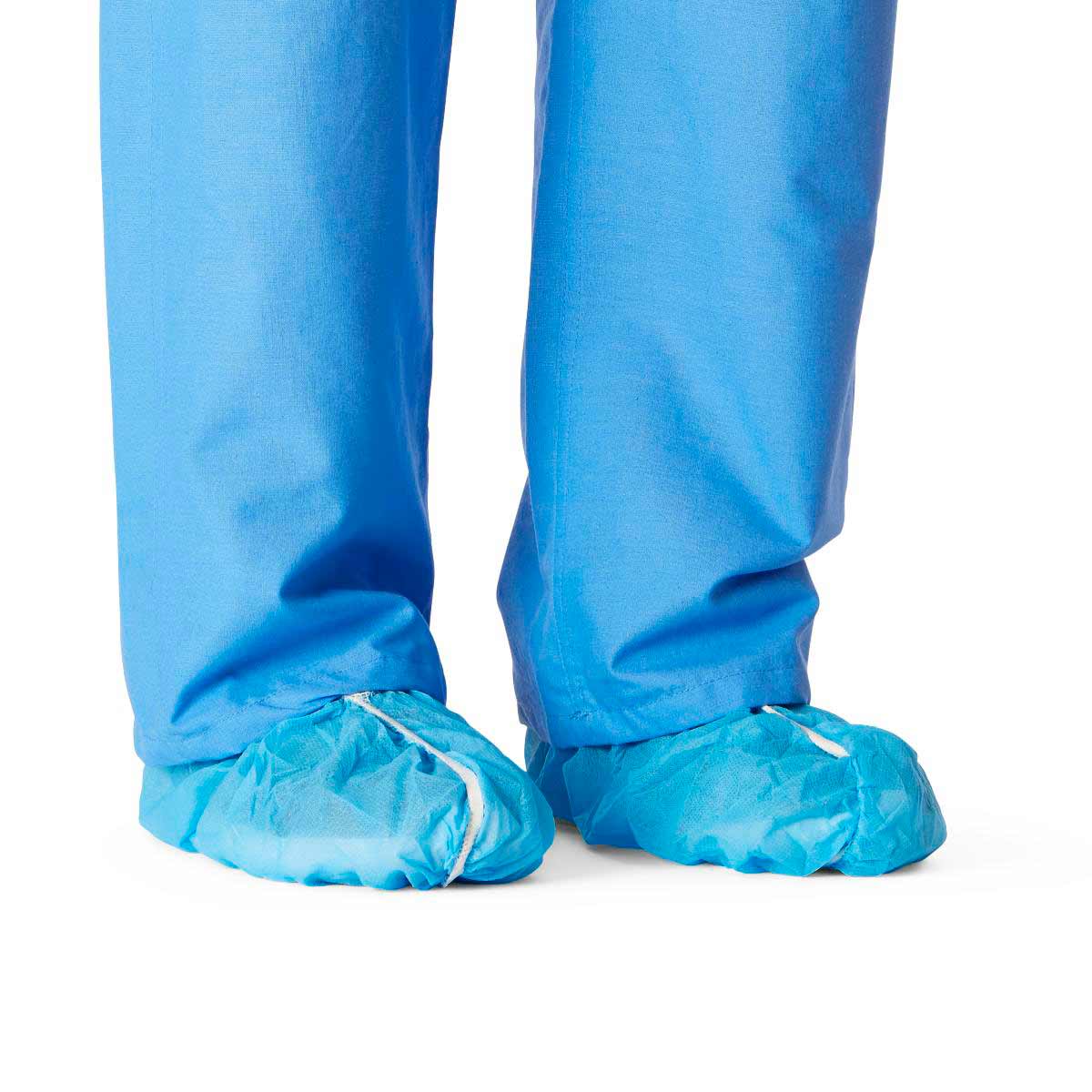 Cubrezapato crudo con antiderrapante para quirófano.